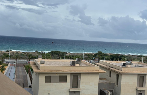 Apartamento - Venta - Arenales del sol - Arenales del Sol