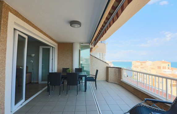 Apartamento - Venta - Arenales del sol - Segunda linea playa