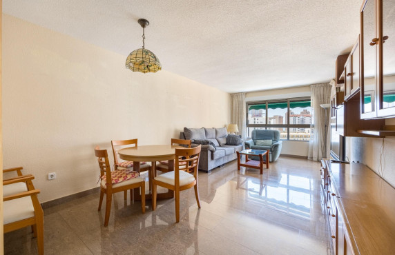 Apartamento - Venta - Benidorm - Pueblo Levante