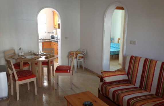 Apartamento - Venta - Torrevieja - FL0027