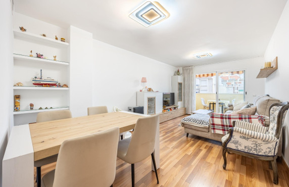 Apartment - For Sale - Benidorm - Colonia Madrid