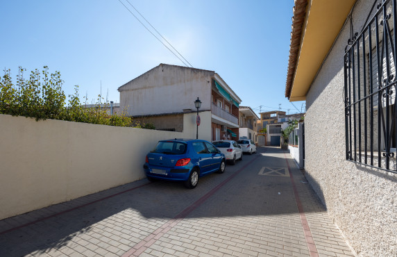 Casas o chalets - For Sale - La Zubia - C. Corredera, 3