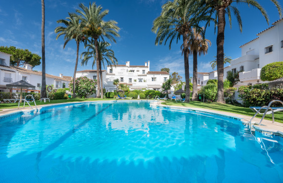 Casas o chalets - For Sale - Marbella - Av. del Prado, 77