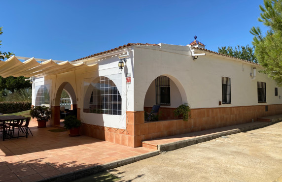 Casas o chalets - For Sale - Utrera - Calle Trigo