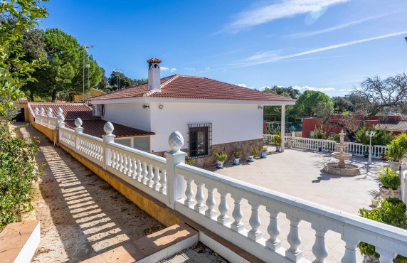 Casas o chalets - Venta - Guillena - de Ginés