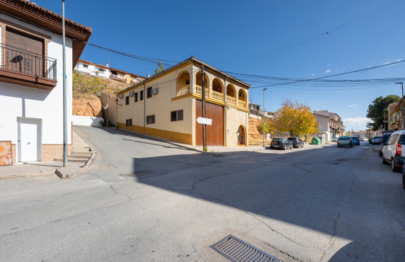 Casas o chalets - Venta - Iznalloz - C. Ganivet, 107