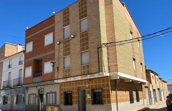 Casas o chalets - Venta - Utiel - PAIS VALENCIANO-LAS CUEVA