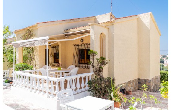 Chalet - Alquiler Larga Estancia - San Fulgencio - FL4578