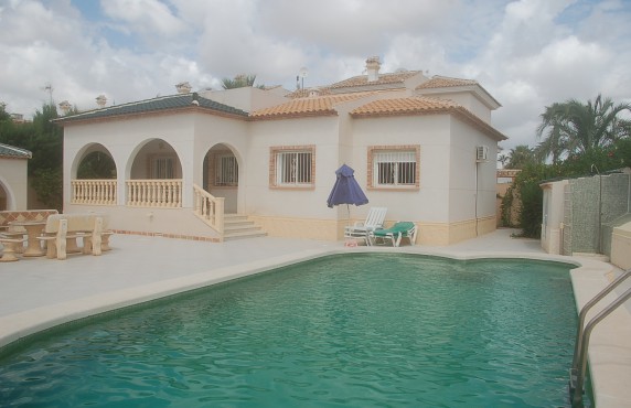 Detached Villa - Long Rental Period - Ciudad Quesada - FL4525
