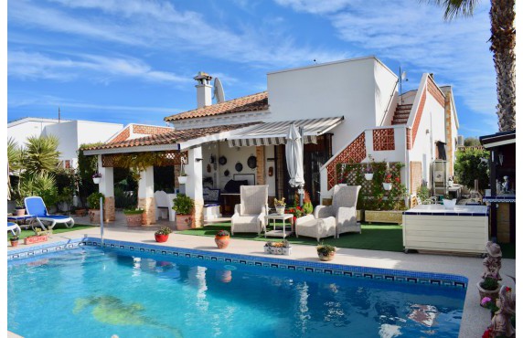 Detached Villa - Venta - Formentera del Segura - FL4556