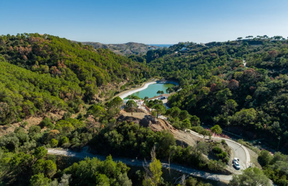 Fincas y solares - Venta - Benahavís - Urbanización Montemayor Alto