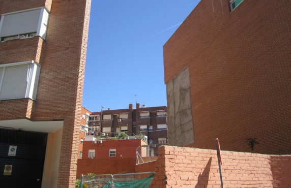 Fincas y solares - Venta - Madrid - Calle de la Filósofa Simone Weil