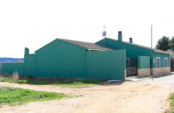 Fincas y solares - Venta - Requena - AIRE DUQUES