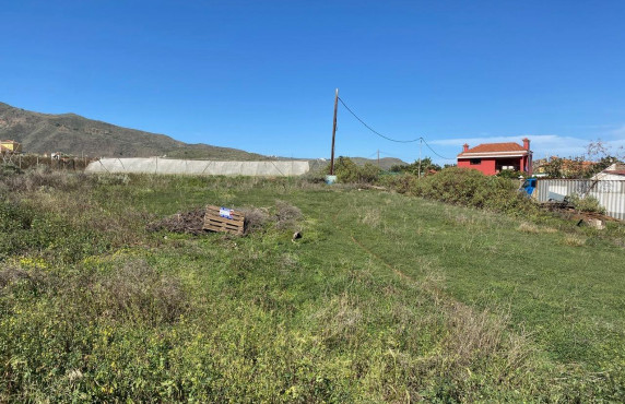 Fincas y solares - Venta - Valsequillo de Gran Canaria - Calle del Canario