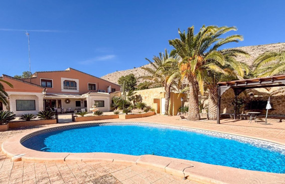 Flat - For Sale - Hondon de las Nieves - MLS-79700