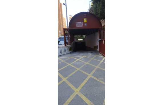 Garage - For Sale - Alicante - El palmeral