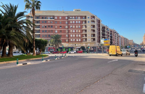 Garajes - For Sale - Valencia - Burjasot