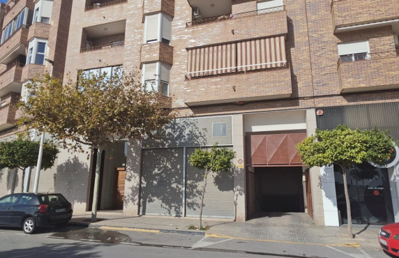 Garajes - Long Rental Period - Crevillent - AVINGUDA DEL VOLUNTARIAT, 35