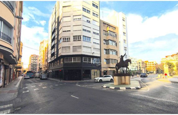 Local comercial - Alquiler Larga Estancia - Elche - Centro