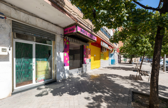 Locales - For Sale - Granada - Av. de Cadiz, 14