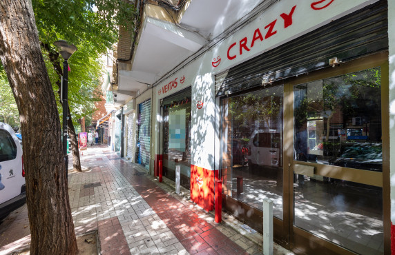 Locales - For Sale - Granada - Av. Don Bosco, 35