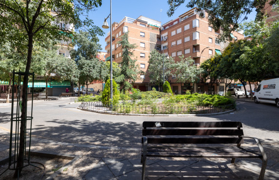 Locales - For Sale - Granada - Doctor Pareja Yébenes