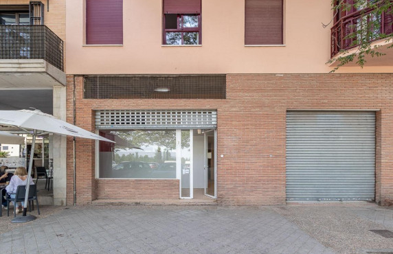 Locales - For Sale - Granada - La Tahá