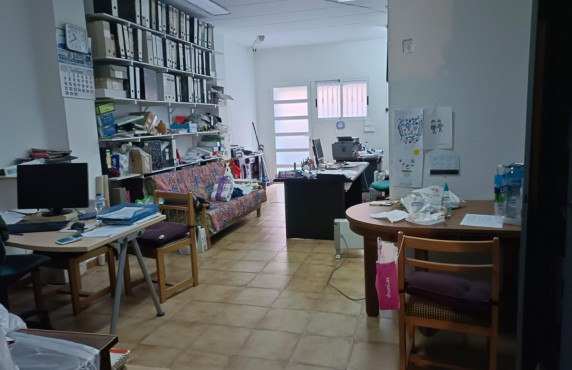 Locales - For Sale - Torrent - MLS-26666