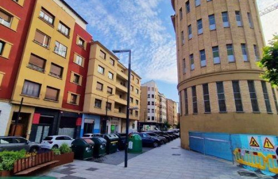 Locales - Long Rental Period - Pamplona-Iruña - Calle de Tafalla