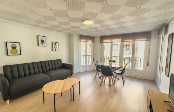 Piso - Alquiler Larga Estancia - Elche - MLL4537