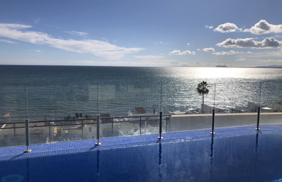 Pisos - For Sale - Estepona - Avenida del Pirata