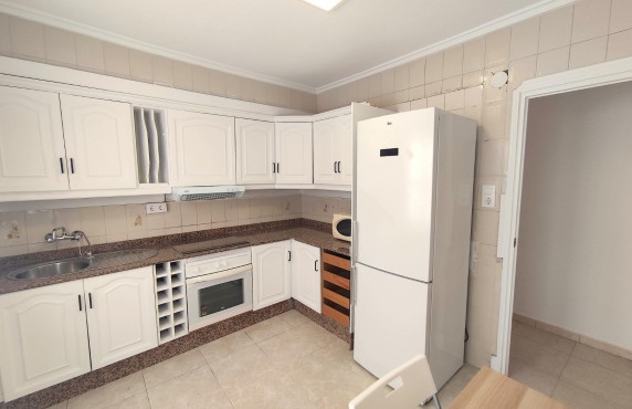 single room - Long term room rental - Elche - Plaza Crevillente