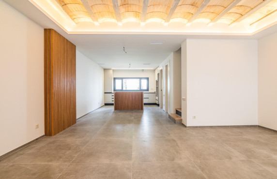 Triplex - Venta - Elche - Raval - Puertas Coloradas