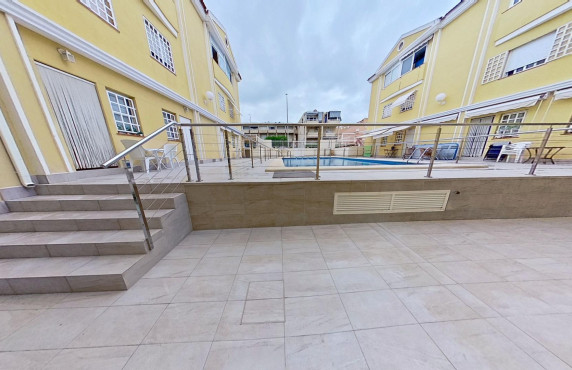 Triplex - Venta - Santa Pola - Santiago bernabeu
