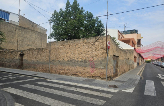 Urban building plot - Venta - Alicante - San Gabriel