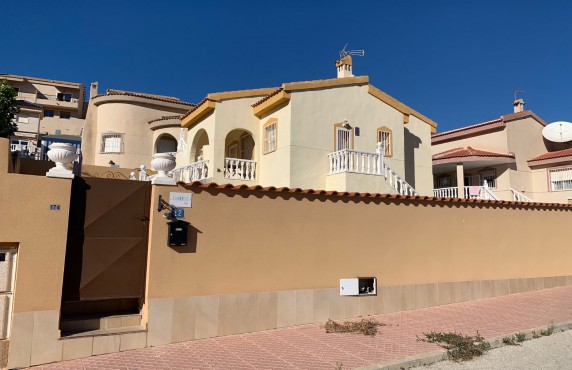 Villa / Detached - Venta - Ciudad Quesada - Ciudad Quesada