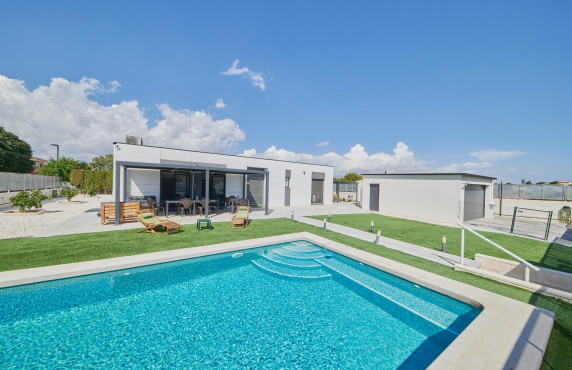 villa - For Sale - San Vicente del Raspeig - Los Girasoles