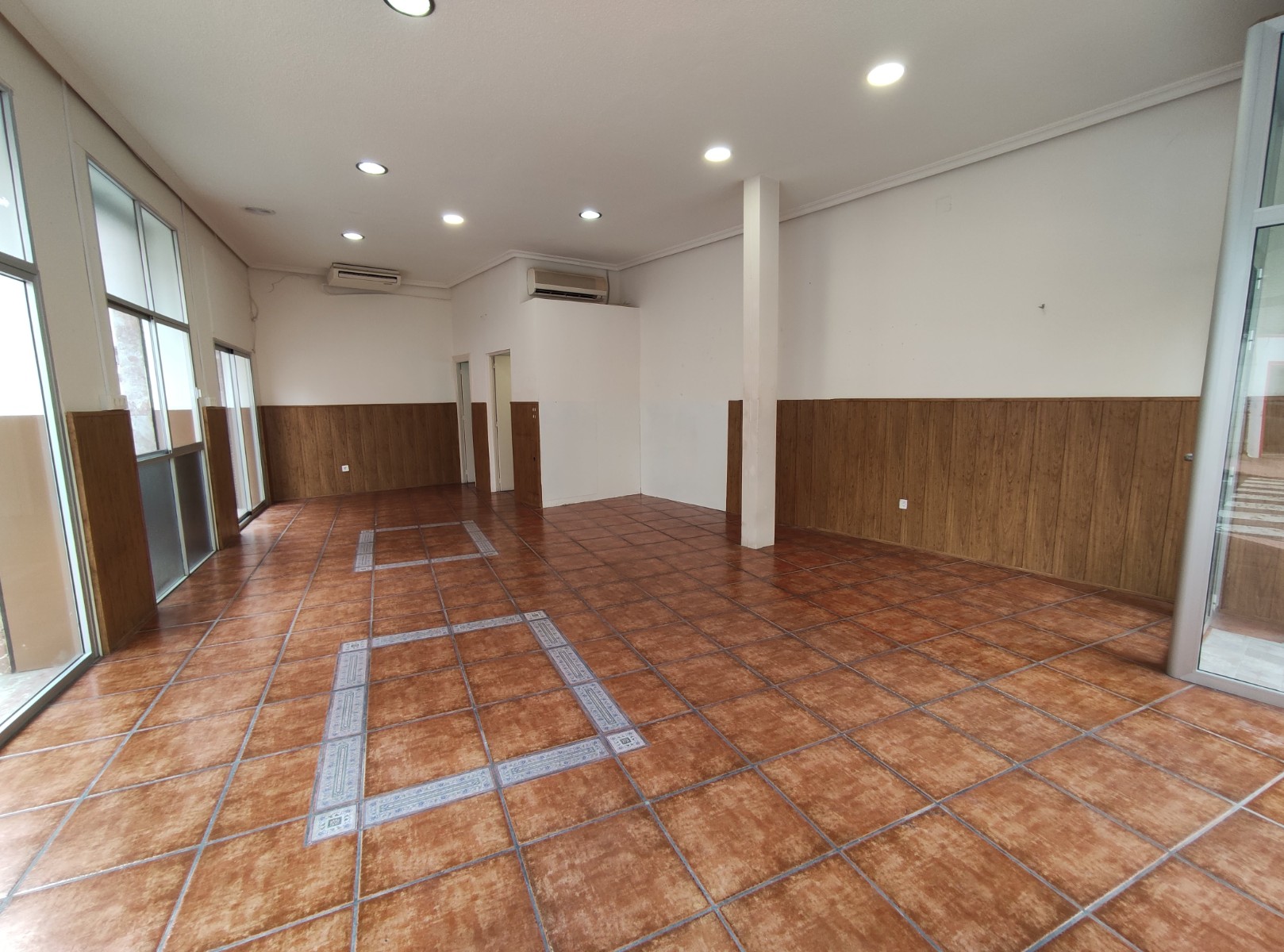 Locales-Venta-Elche-1330673-Foto-7