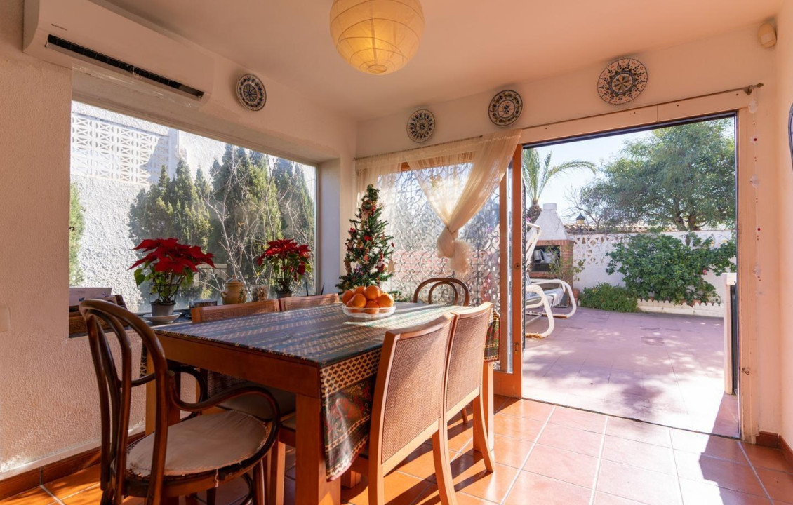 For Sale - Casas o chalets - Torrevieja - Calle Teruel