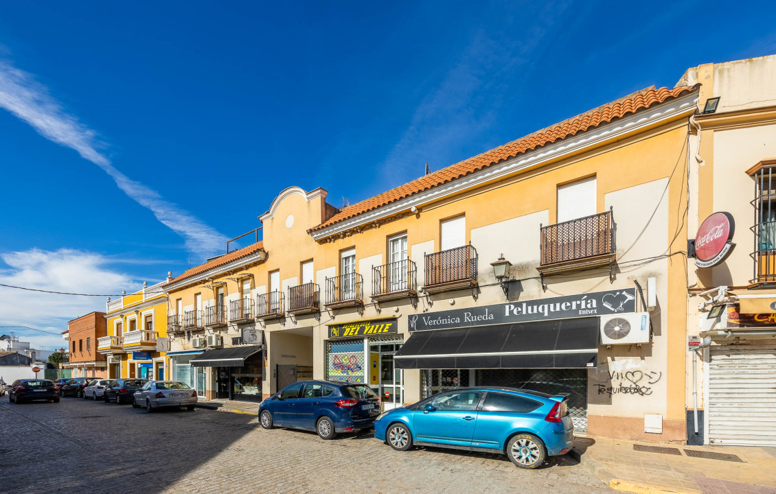 Venta - Casas o chalets - Brenes - Calle Hermanos Álvarez Quintero