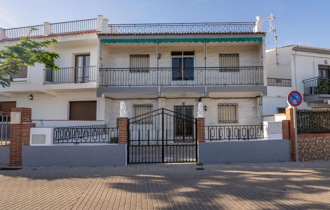 For Sale - Casas o chalets - Salobreña - de Bonifacio Lobres Caro