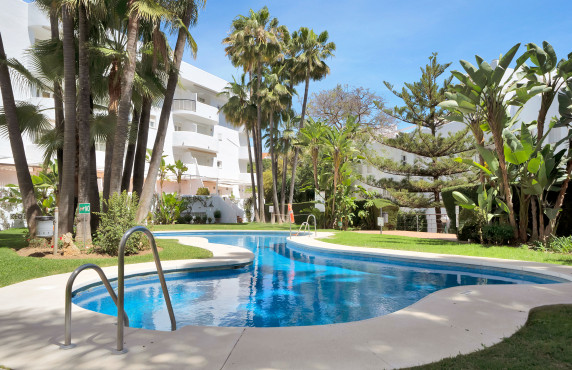 Venta - Pisos - Marbella - Avenida Bulevar Príncipe Alfonso de Hohenlohe