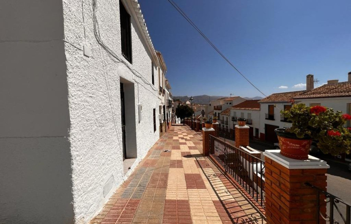 For Sale - Casas o chalets - Colmenar - MALAGA