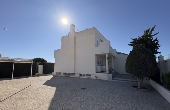 Venta - Casas o chalets - Benalmádena - Calle el Pinar