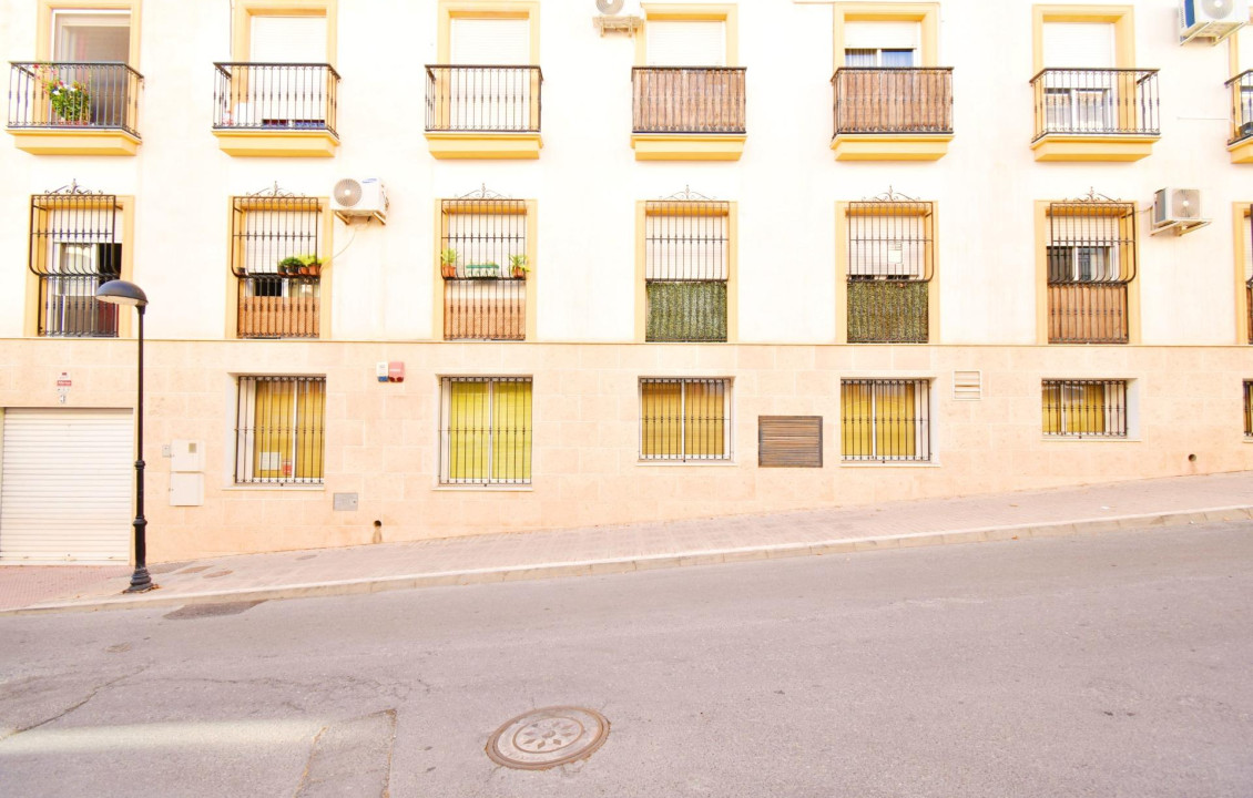 Venta - Locales - Berja - calle doctor caba