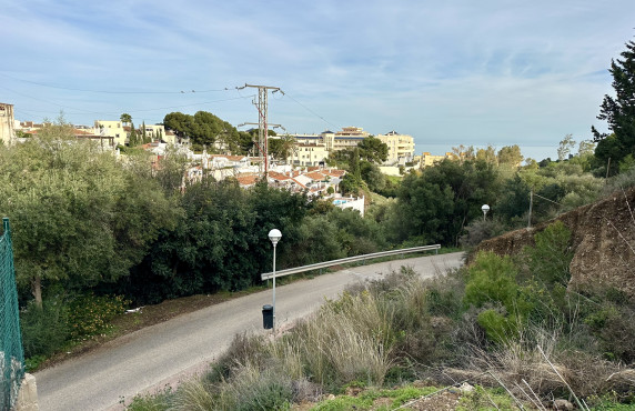 For Sale - Fincas y solares - Fuengirola - C. el Roble, 16