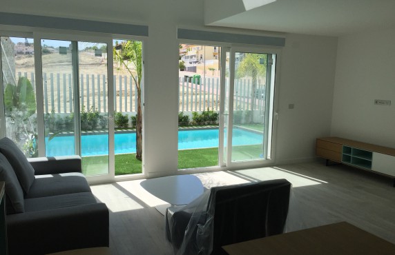Villa en Ciudad Quesada a la venta con Alicante Holiday Lets, salon comedor
