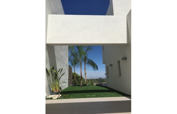 Villa en Ciudad Quesada a la venta con Alicante Holiday Lets, vista exterior
