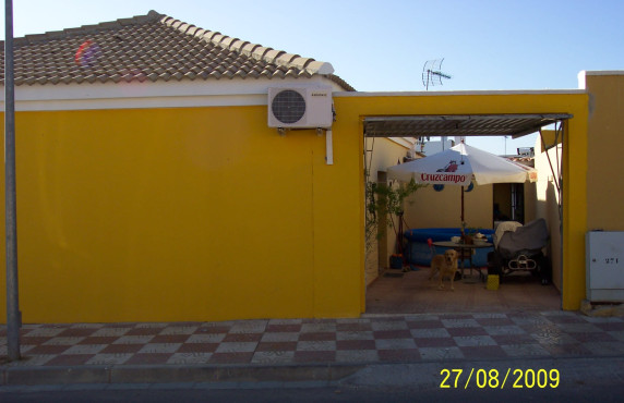 Venta - Casas o chalets - Burguillos - C. Malaga, 13