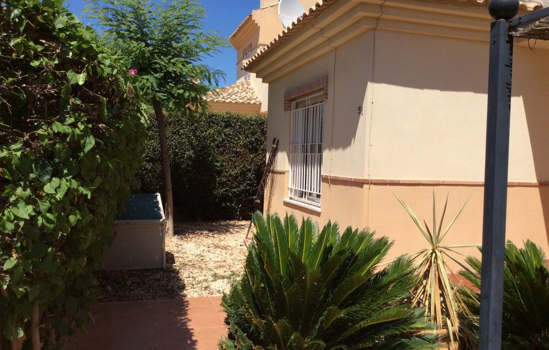 Property for rent with Alicante Holiday lets, exterior view